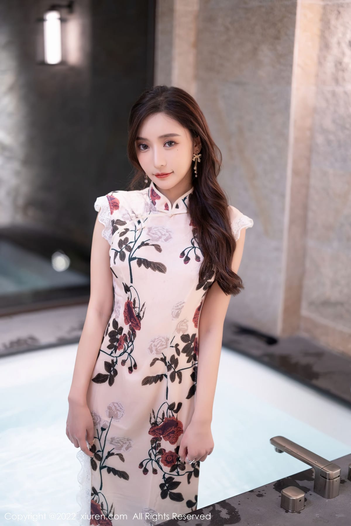 性感女神王馨瑶yanni - 花纹旗袍+丝袜系列写真