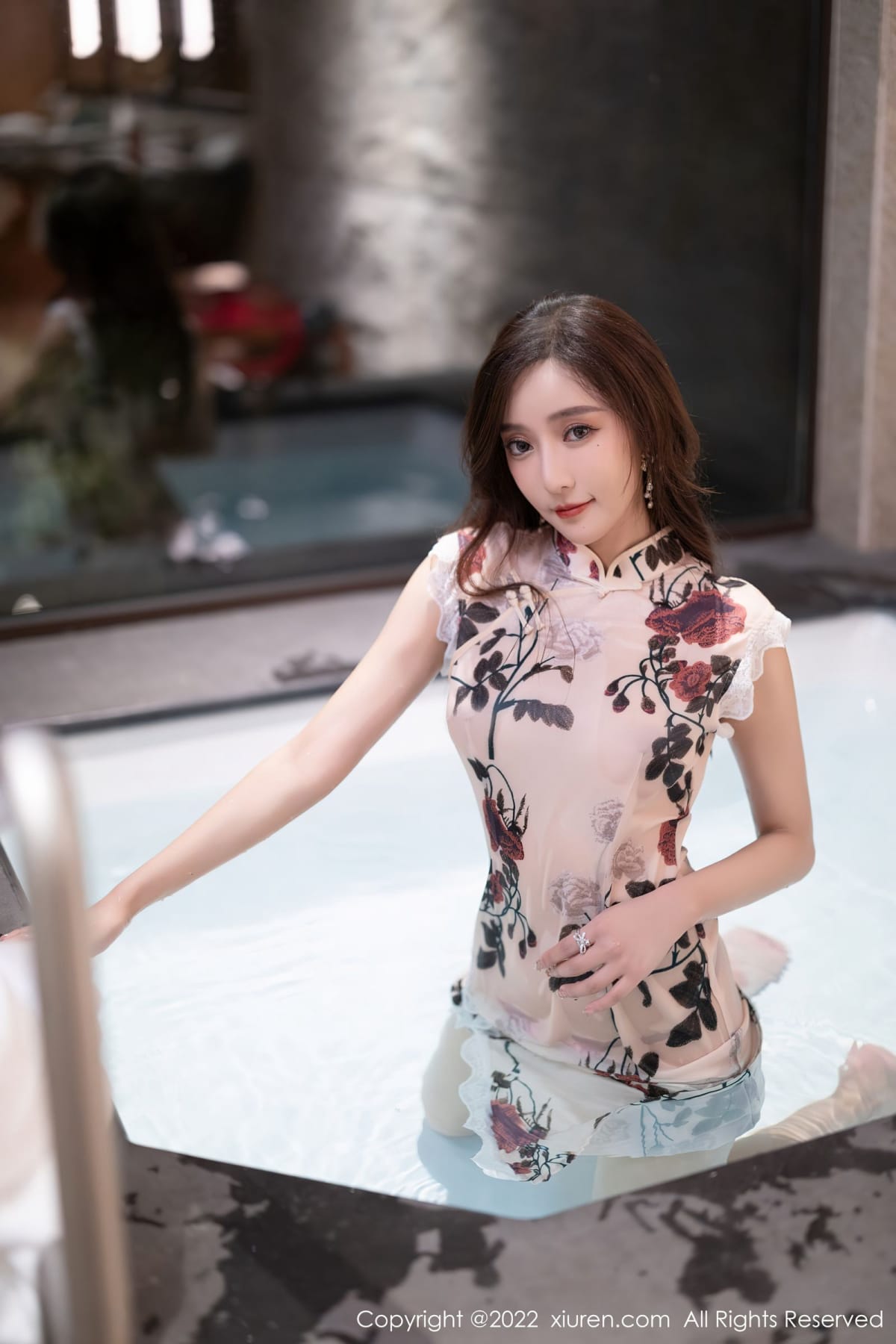 性感女神王馨瑶yanni - 花纹旗袍+丝袜系列写真