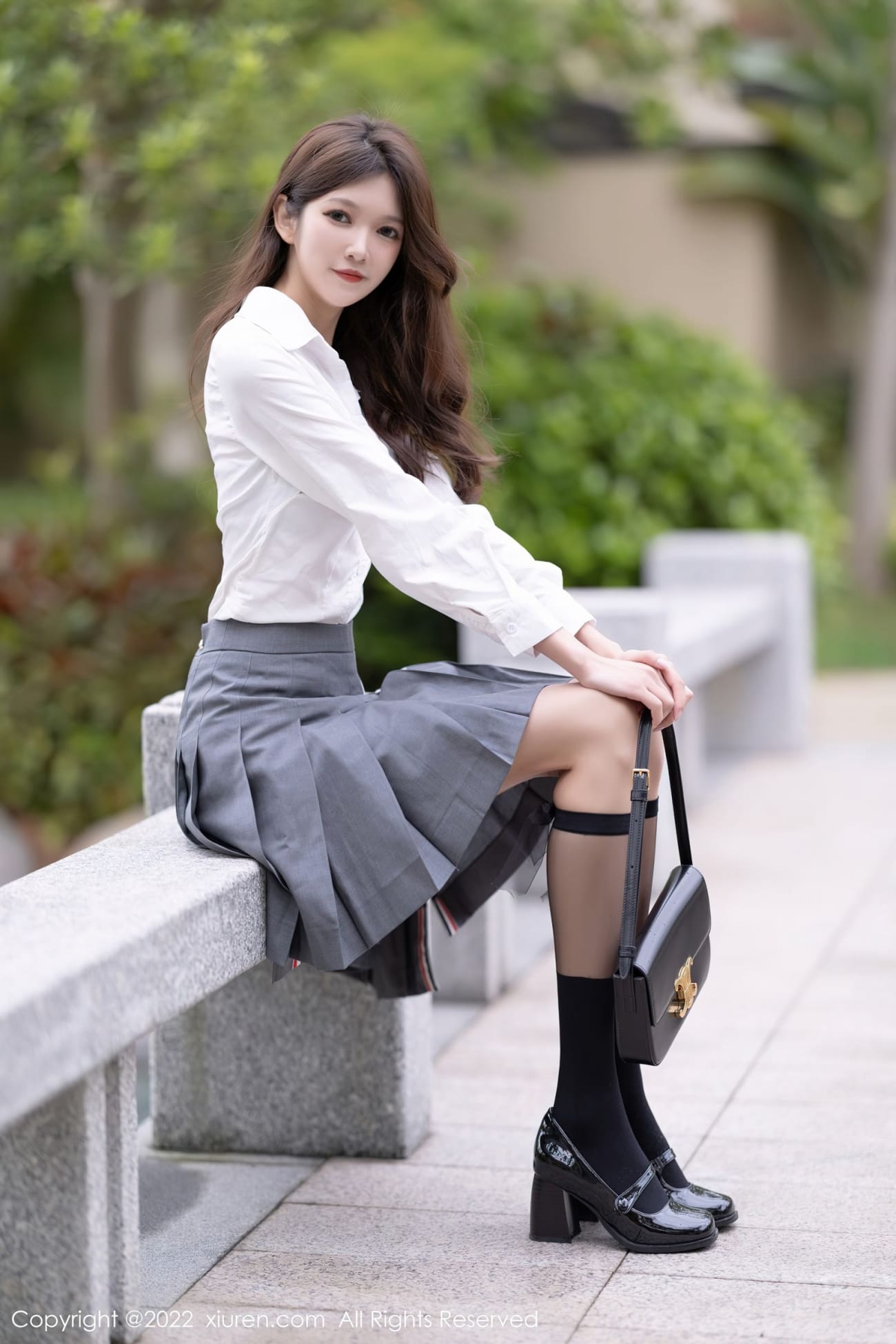 美女模特程程程 - 白衬衫+黑丝系列厦门旅拍