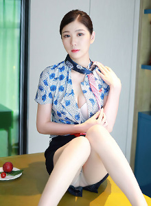 [秀人XiuRen] 美女模特李雅柔 - 空姐制服+高挑身材性感写真 No.3687