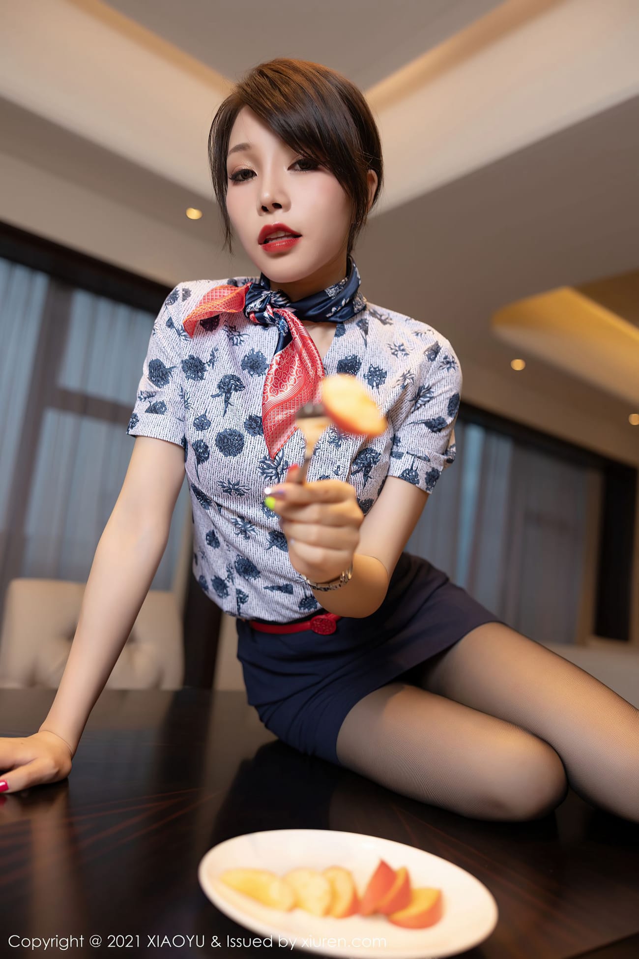 性感女神芝芝Booty - 空乘制服+黑丝系列写真