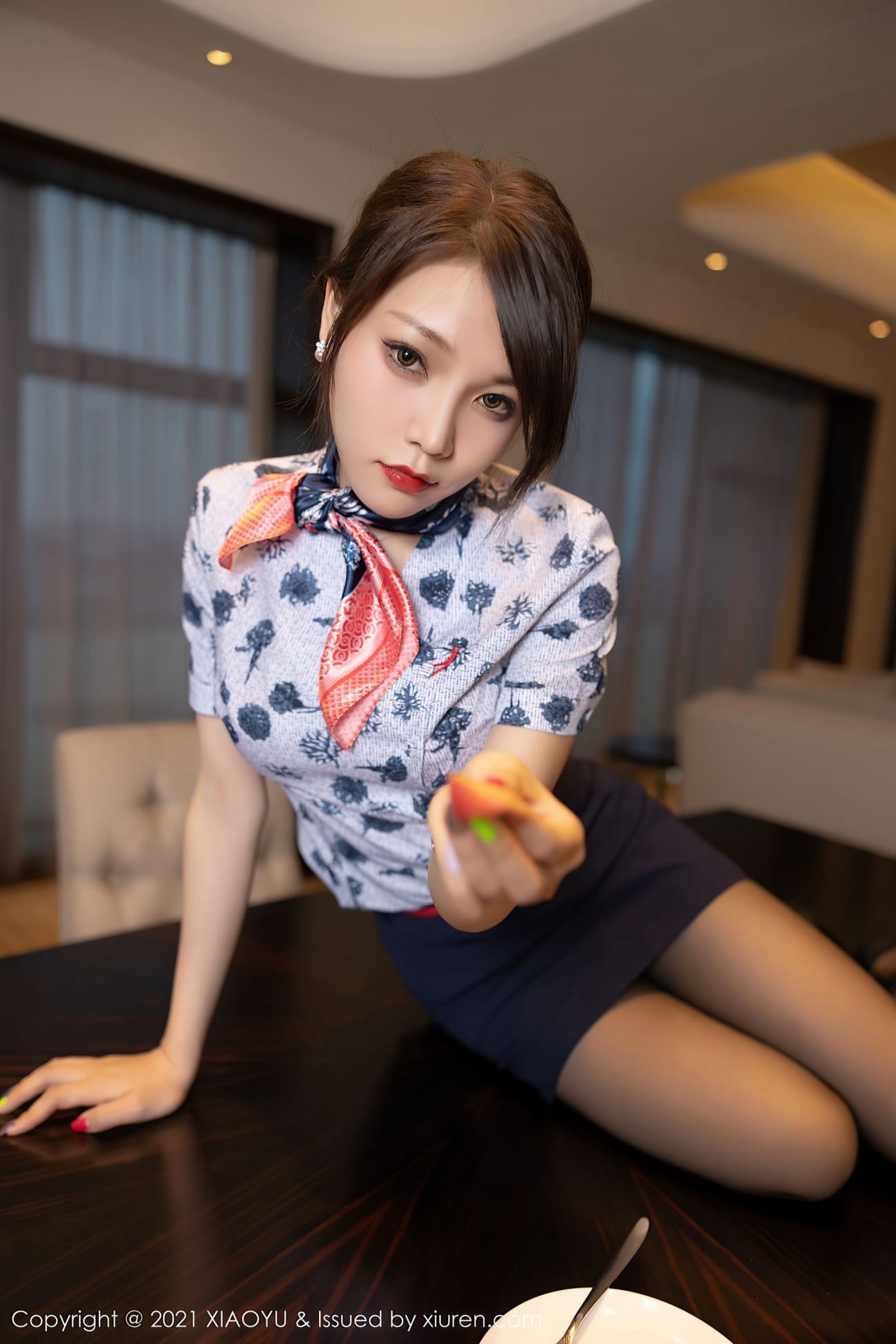 性感女神芝芝Booty - 空乘制服+黑丝系列写真