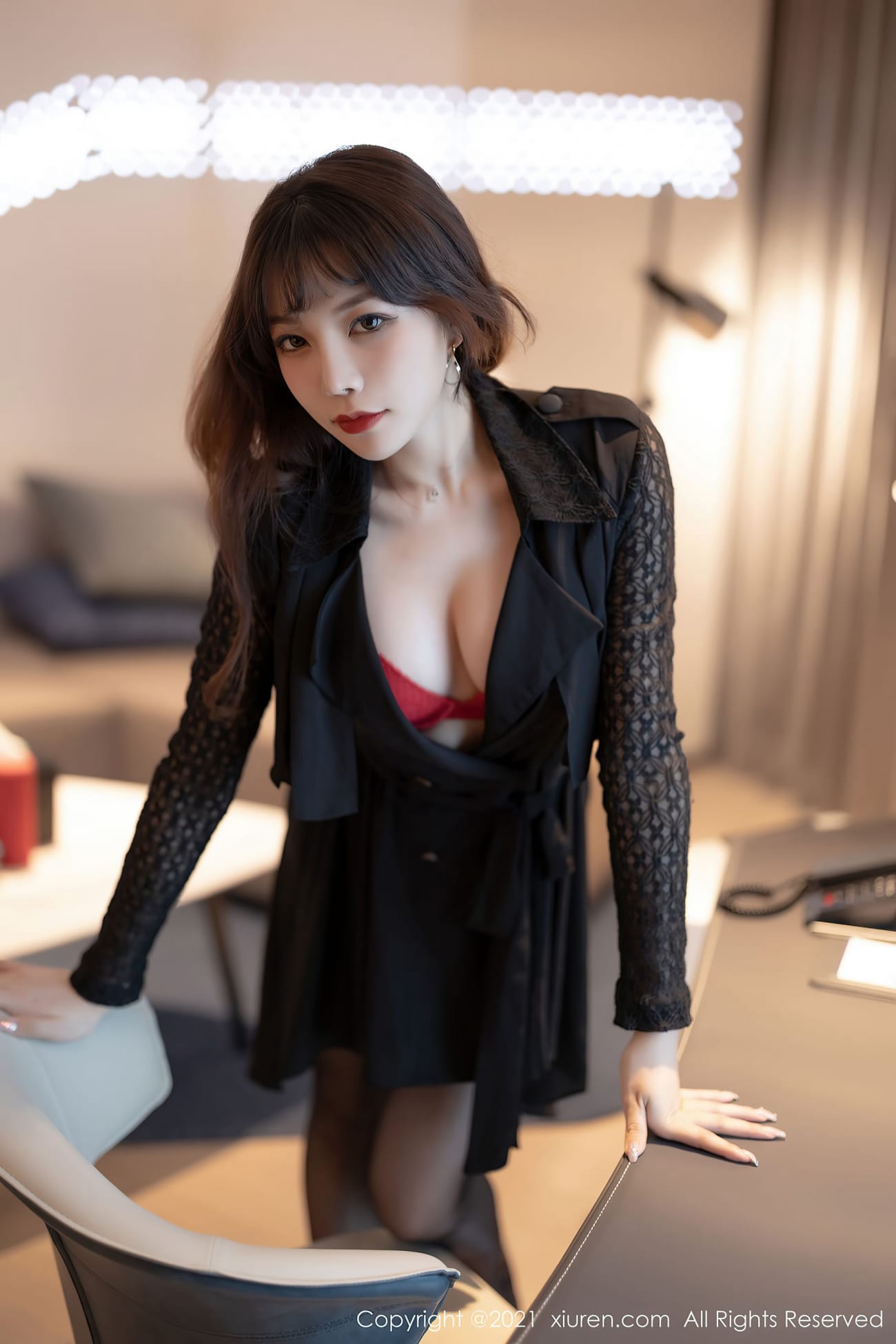 性感女神芝芝Booty - 时尚服饰+黑丝系列娇媚写真