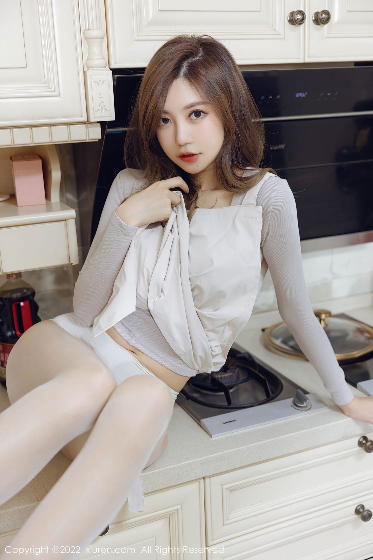 性感女神绮里嘉ula - 厨房场景+丝袜系列妩媚写真