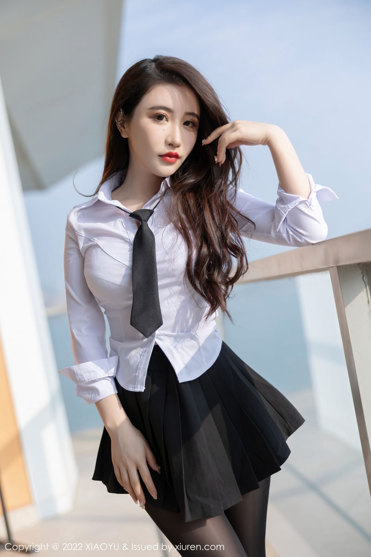性感女神绯月樱Cherry - 白衬衫+黑色短裙惠州旅拍