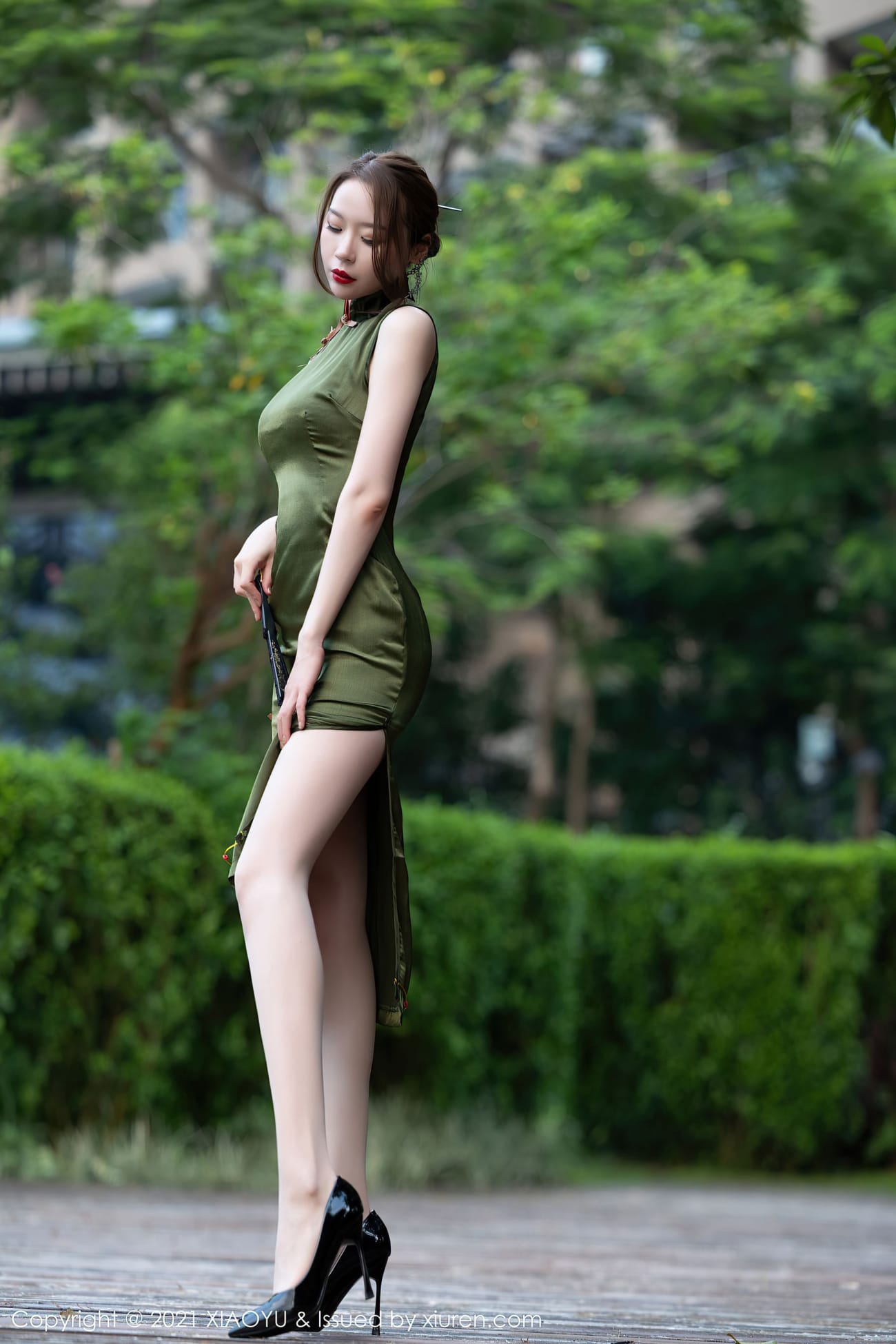 美女模特梦心月 - 韵味旗袍+腿控主题性感写真