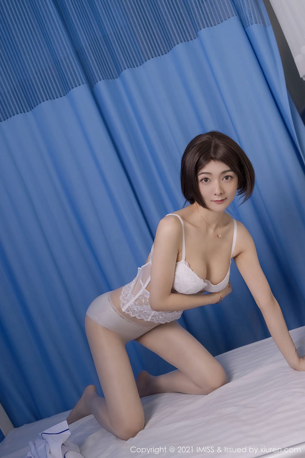 性感女神Angela00 - 护士制服+美腿系列写真