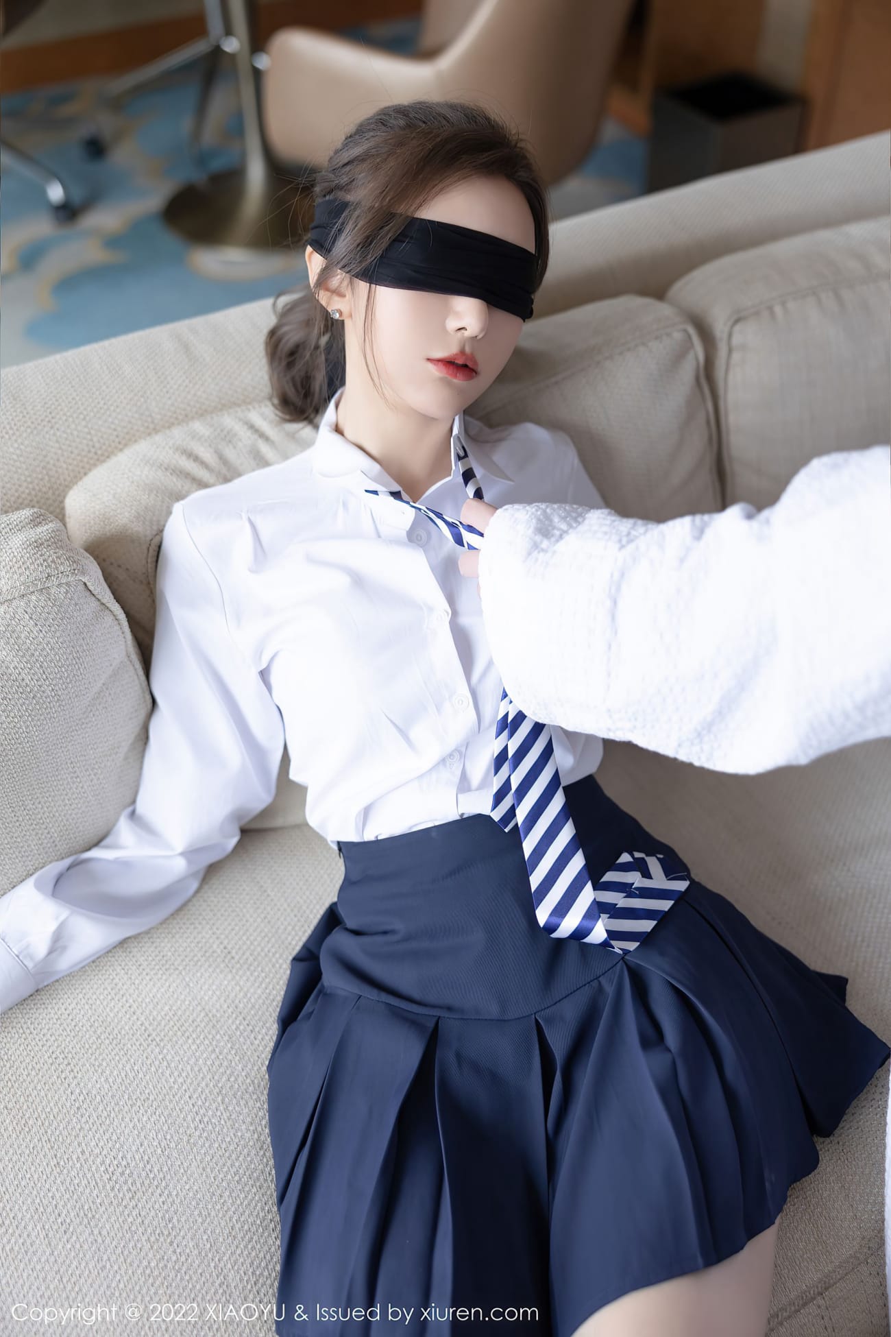 女神王馨瑶yanni - 白衬衫+黑丝系列性感写真
