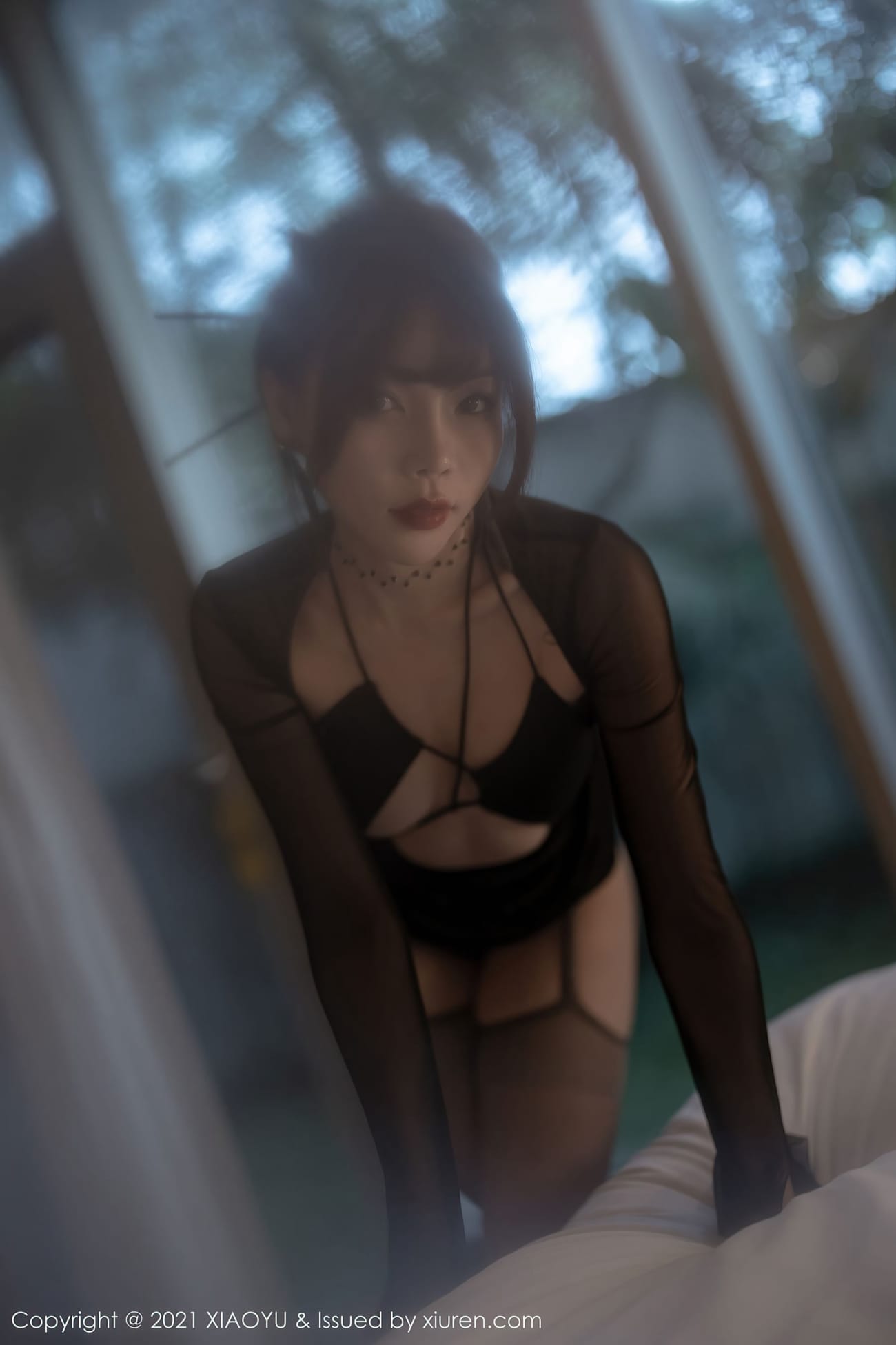 女神芝芝Booty - 半透长裙+黑丝系列性感写真