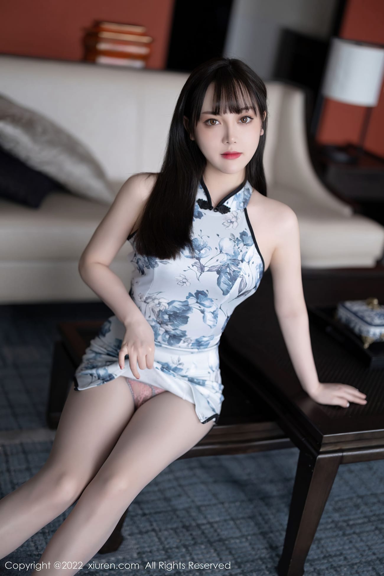 美女模特豆瓣酱 - 旗袍+灰丝系列性感写真