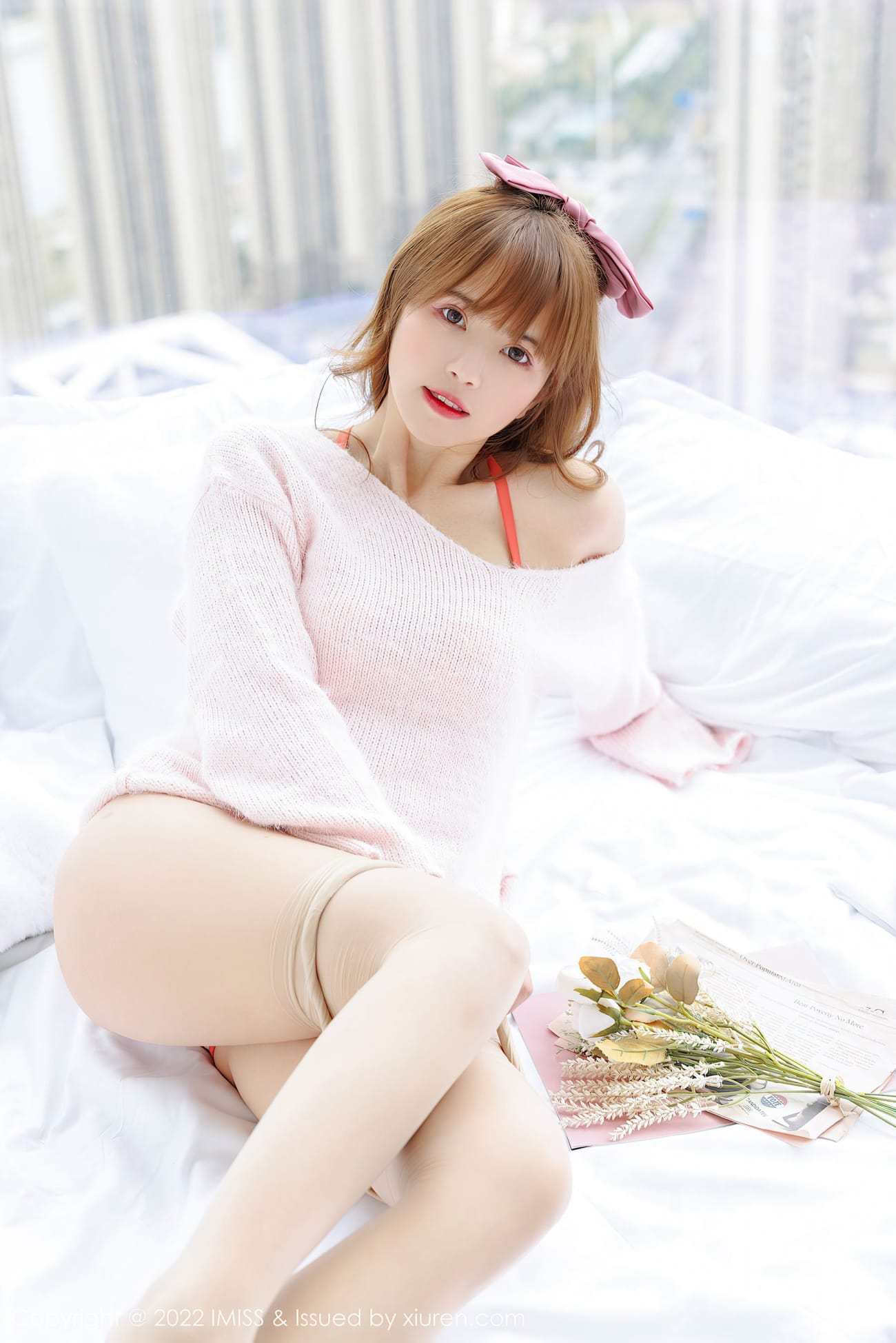 新人模特张思允Nice - 粉色上衣+原色丝袜性感写真