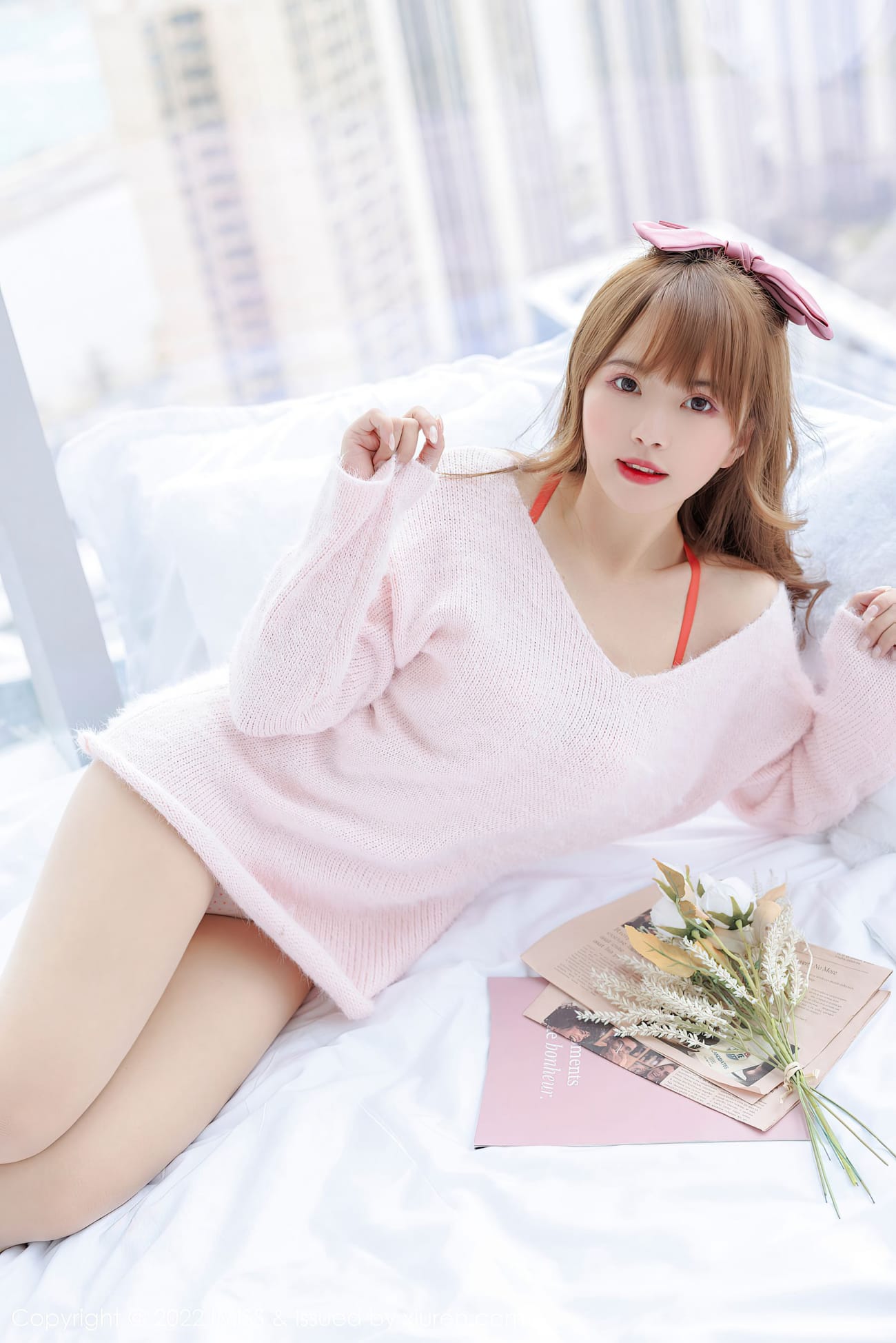 新人模特张思允Nice - 粉色上衣+原色丝袜性感写真