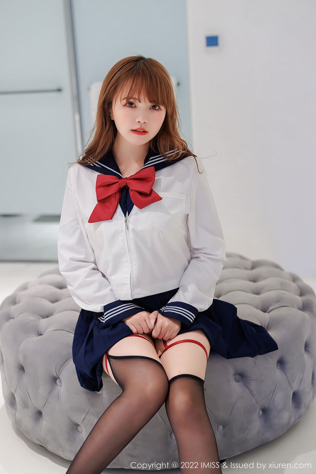 新人模特张思允Nice - 白色上衣+深色短裙云南心愿写真