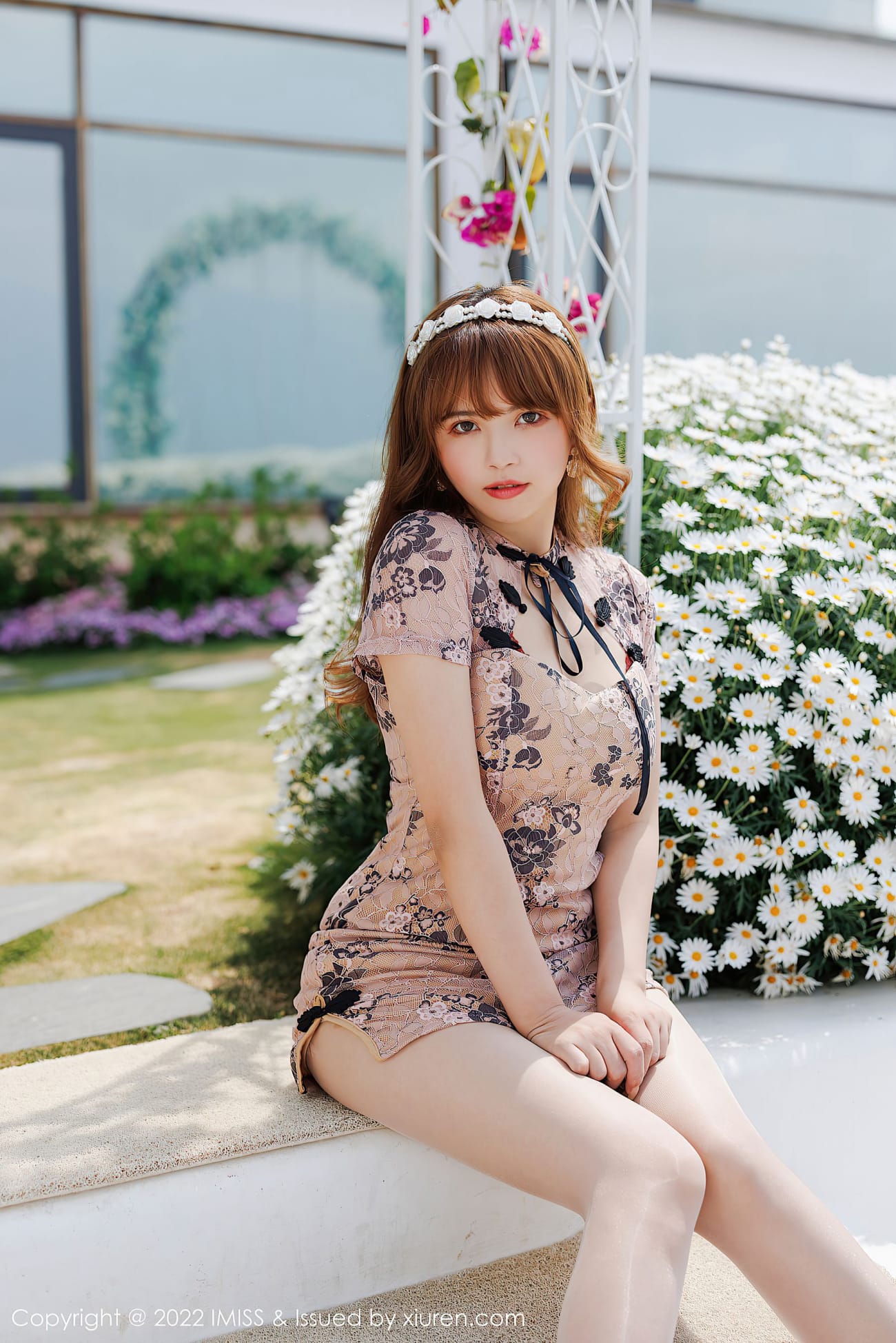 模特张思允Nice - 花纹服饰+原色丝袜云南心愿写真