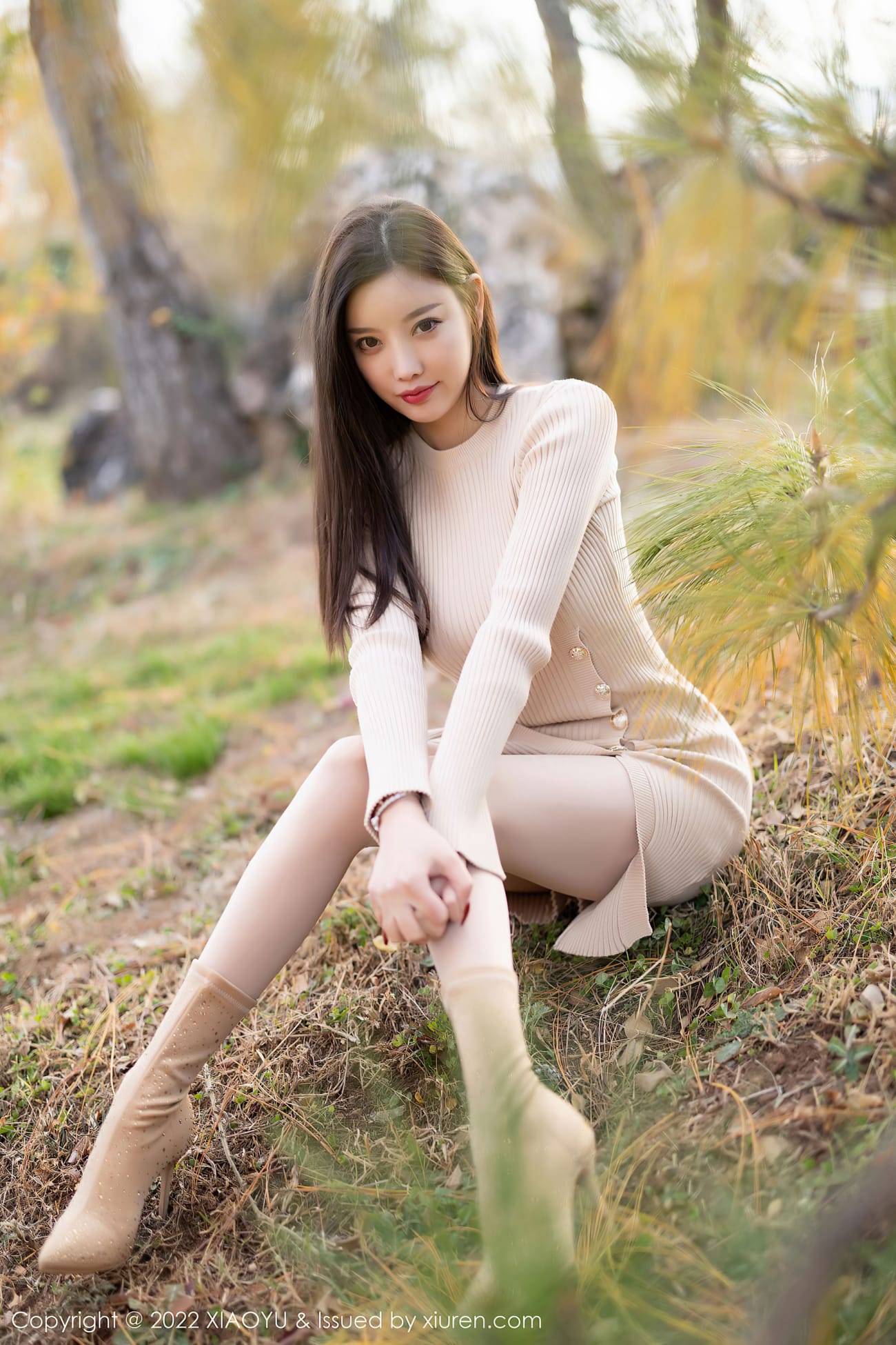 女神杨晨晨Yome - 毛线连衣裙+原色丝袜丽江旅拍