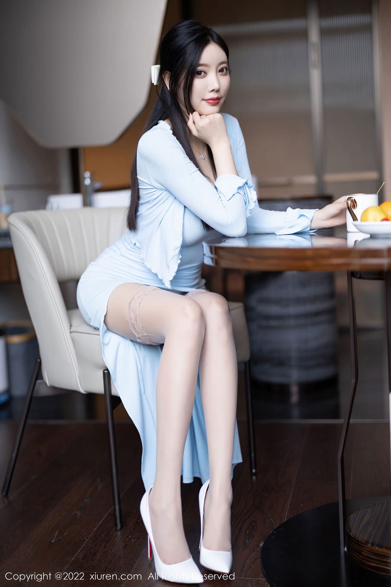 女神杨晨晨Yome - 淡蓝色服饰+都市丽人系列私房写真