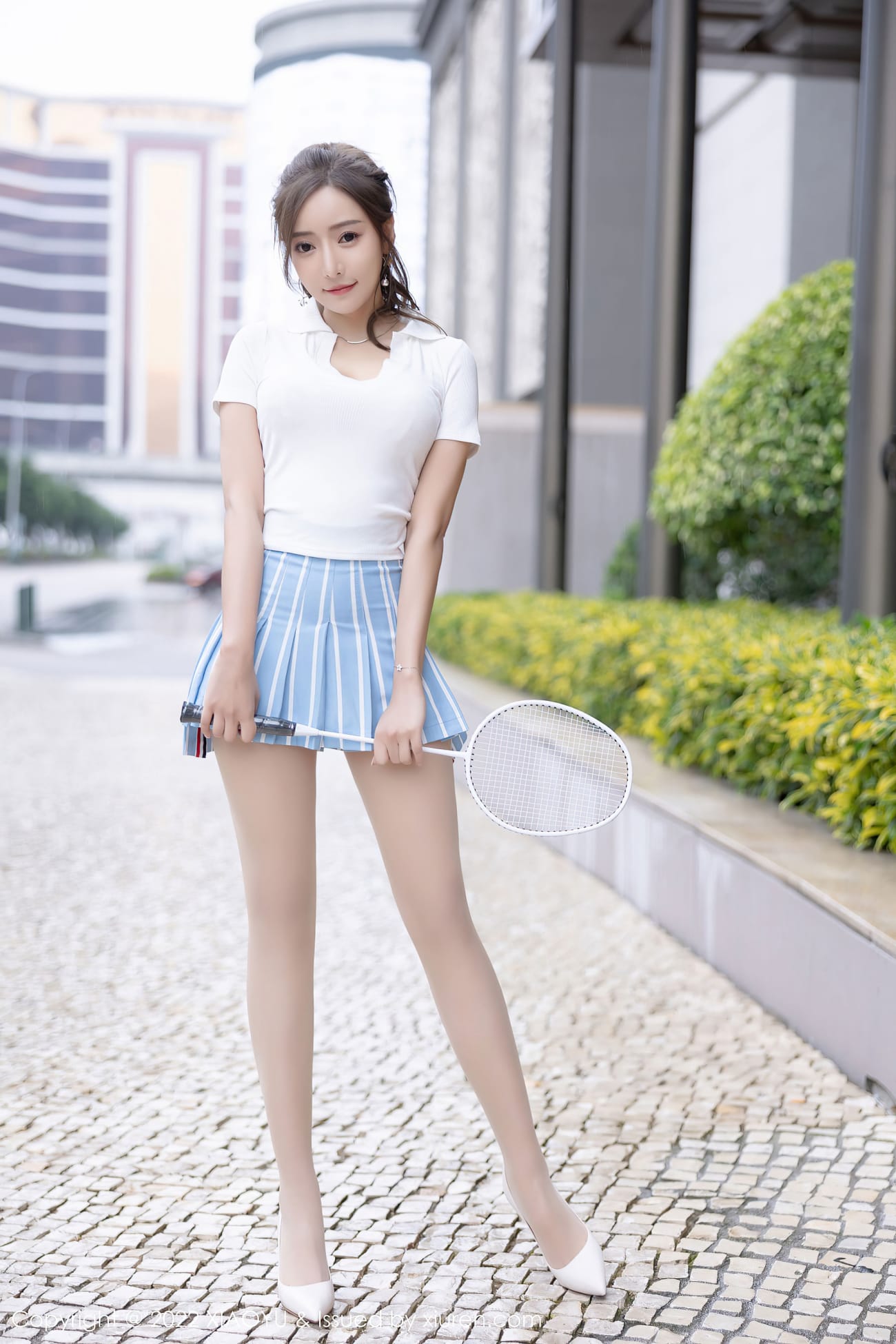 女神王馨瑶yanni - 白色上衣+蓝白短裙性感写真