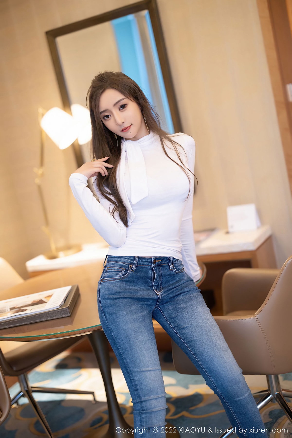 女神王馨瑶yanni - 白色上衣+蓝色牛仔裤性感写真