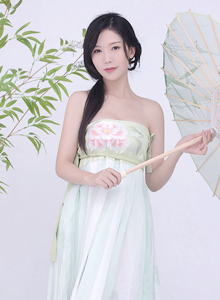 [秀人Xiuren] No.5345 模特抖娘利世 - 古装服饰+原色丝袜性感写真