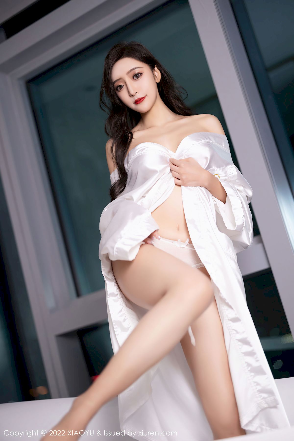 王馨瑶yanni - 黑红内衣+黑丝系列性感写真