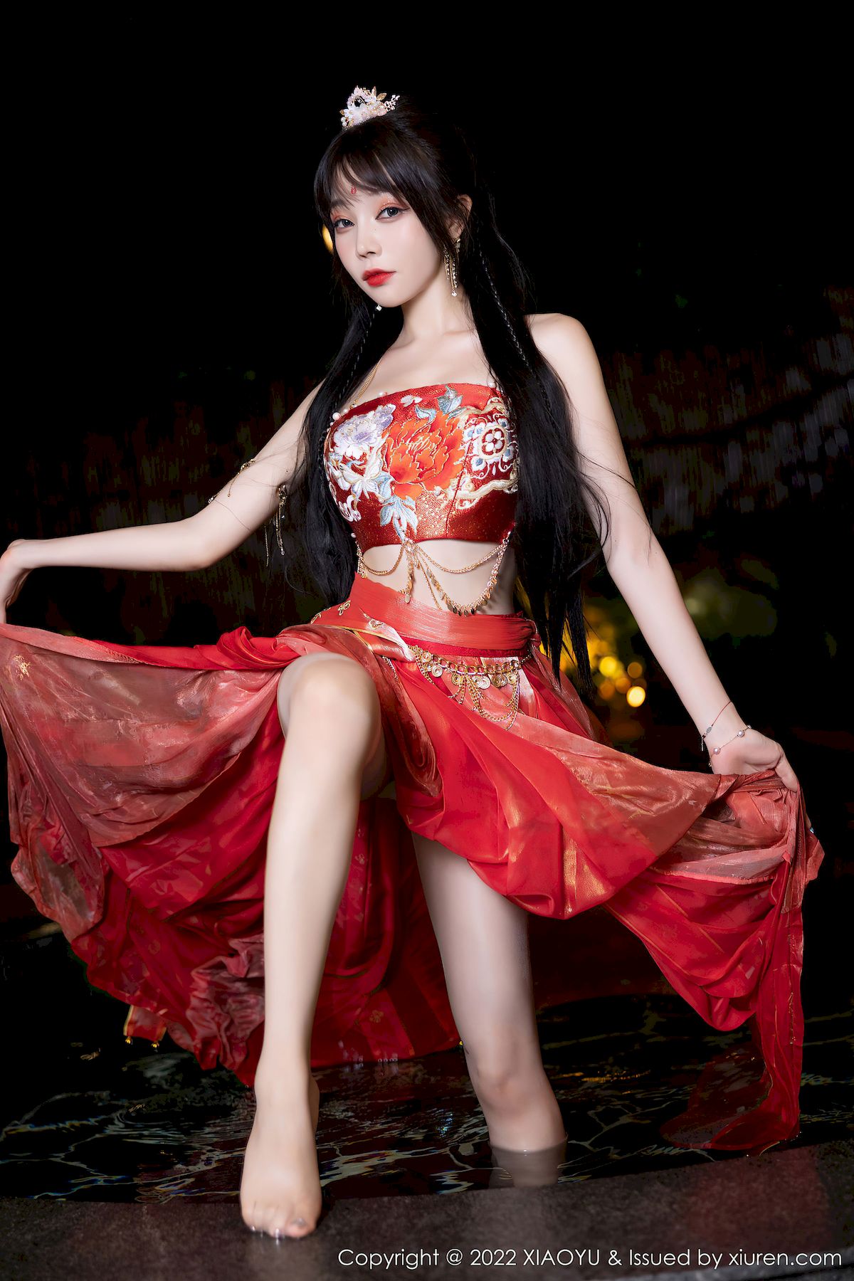 女神徐莉芝Booty - 红色古装服饰装扮私房写真