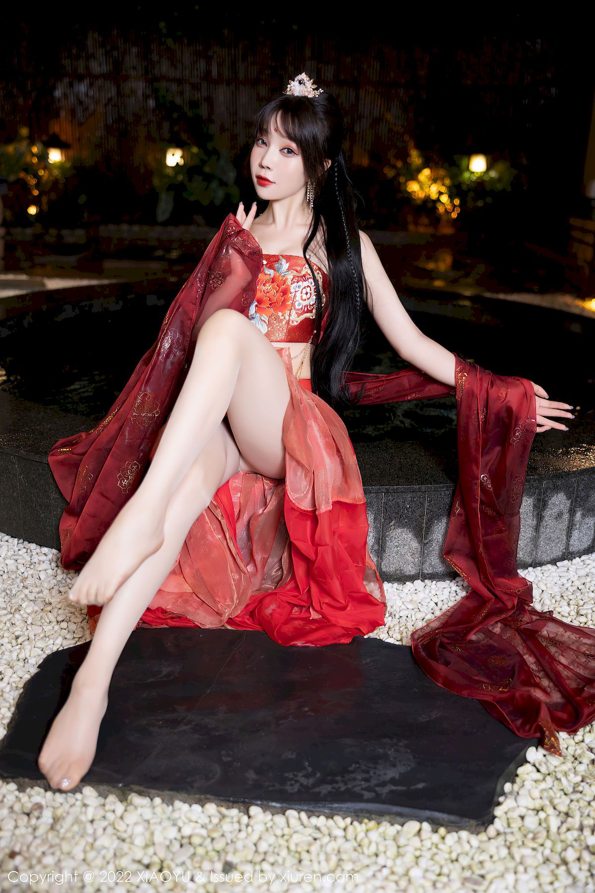 女神徐莉芝Booty - 红色古装服饰装扮私房写真