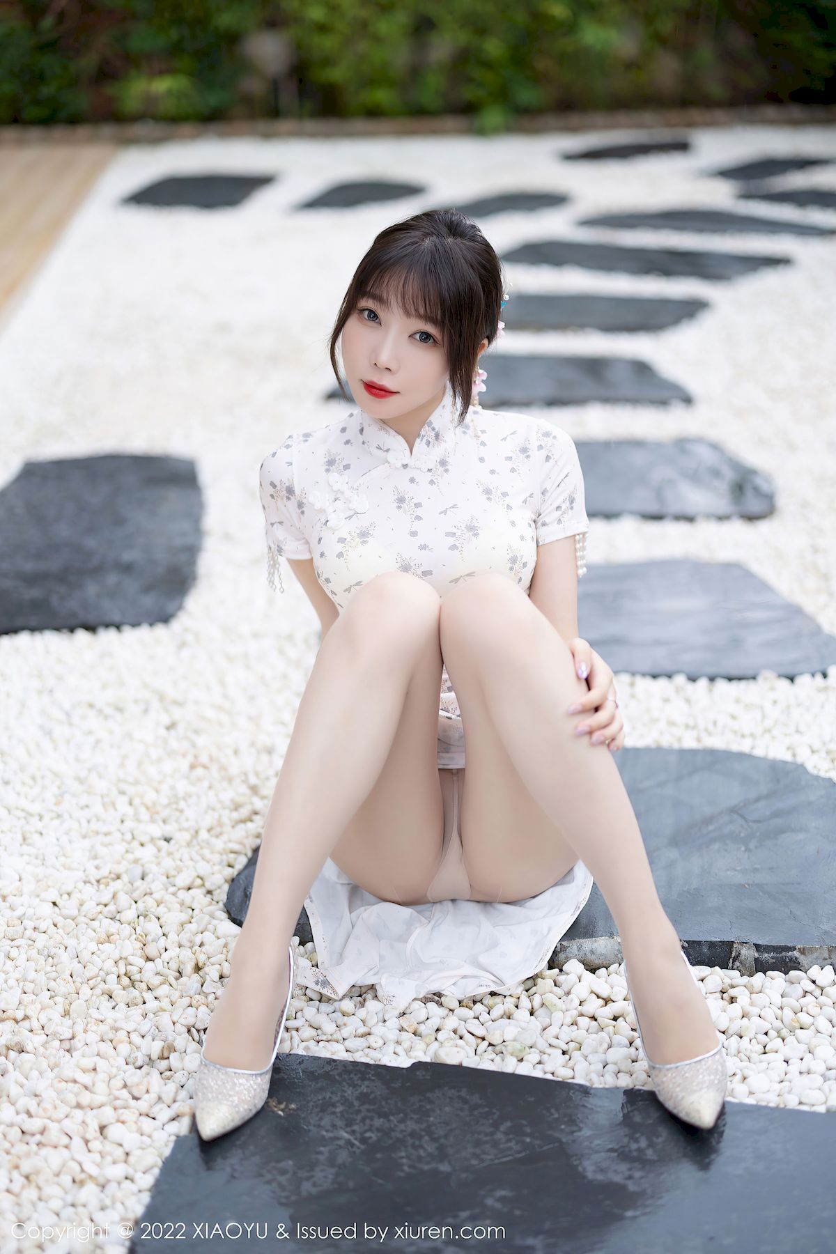 徐莉芝Booty - 旗袍服饰+原色丝袜私房写真