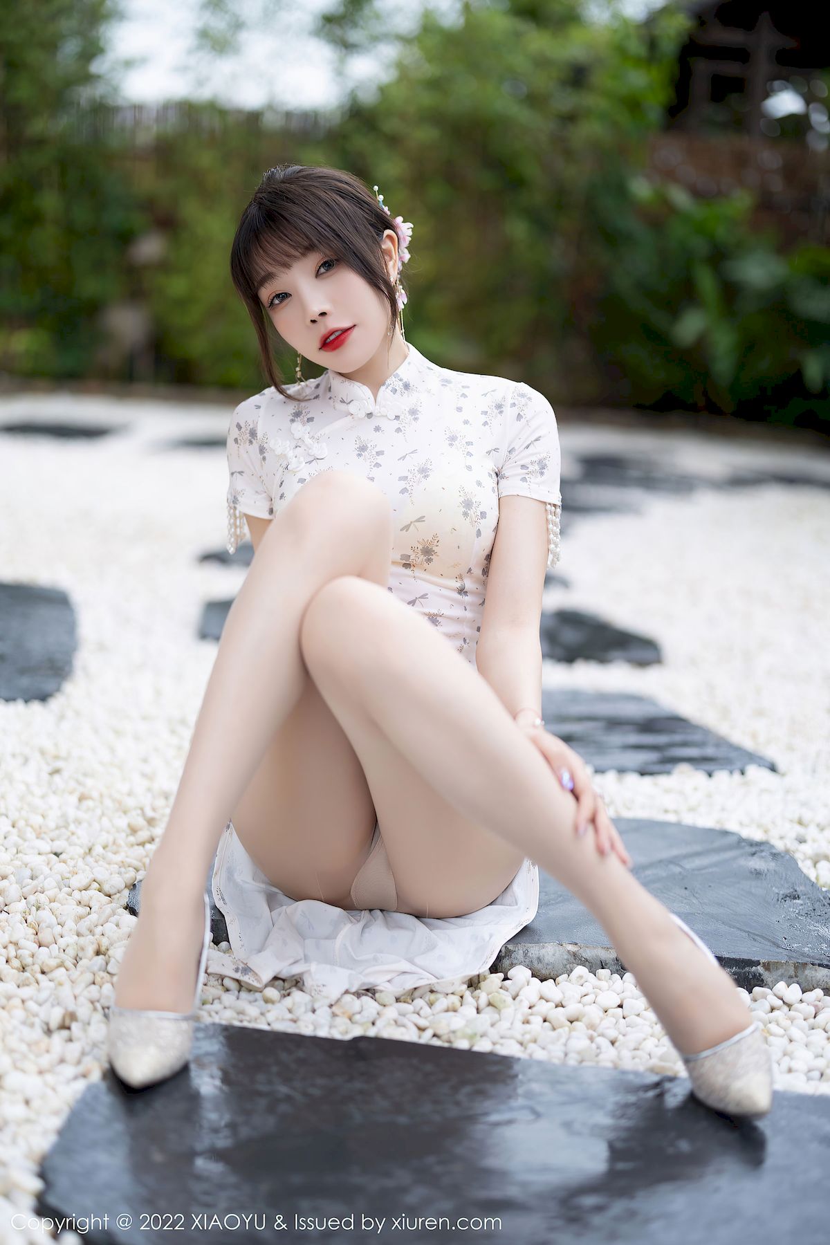 徐莉芝Booty - 旗袍服饰+原色丝袜私房写真