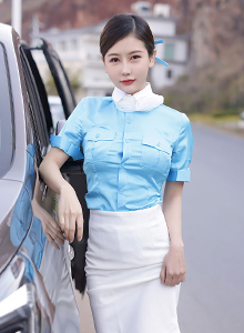 [秀人XiuRen] No.4730 模特尹甜甜 - 淡蓝色上衣+白色短裙大理旅拍