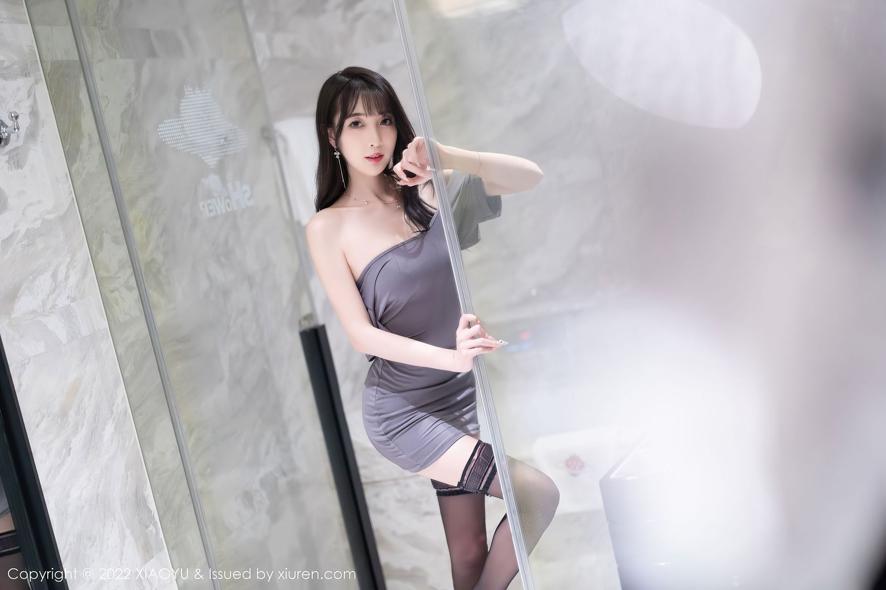 林星阑 - 露肩连衣短裙+黑丝系列娇媚写真