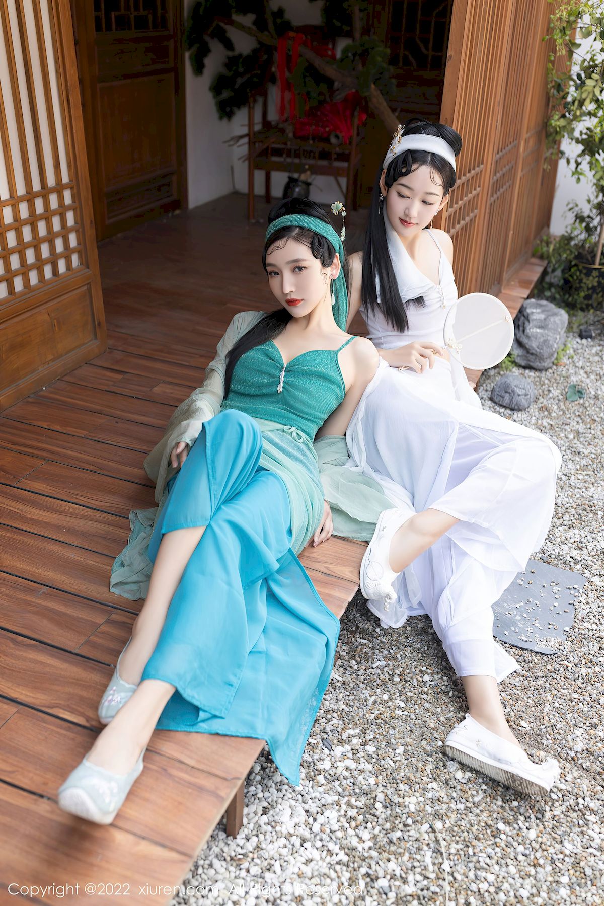 唐安琪&陆萱萱 - 古装服饰+姐妹花系列性感写真