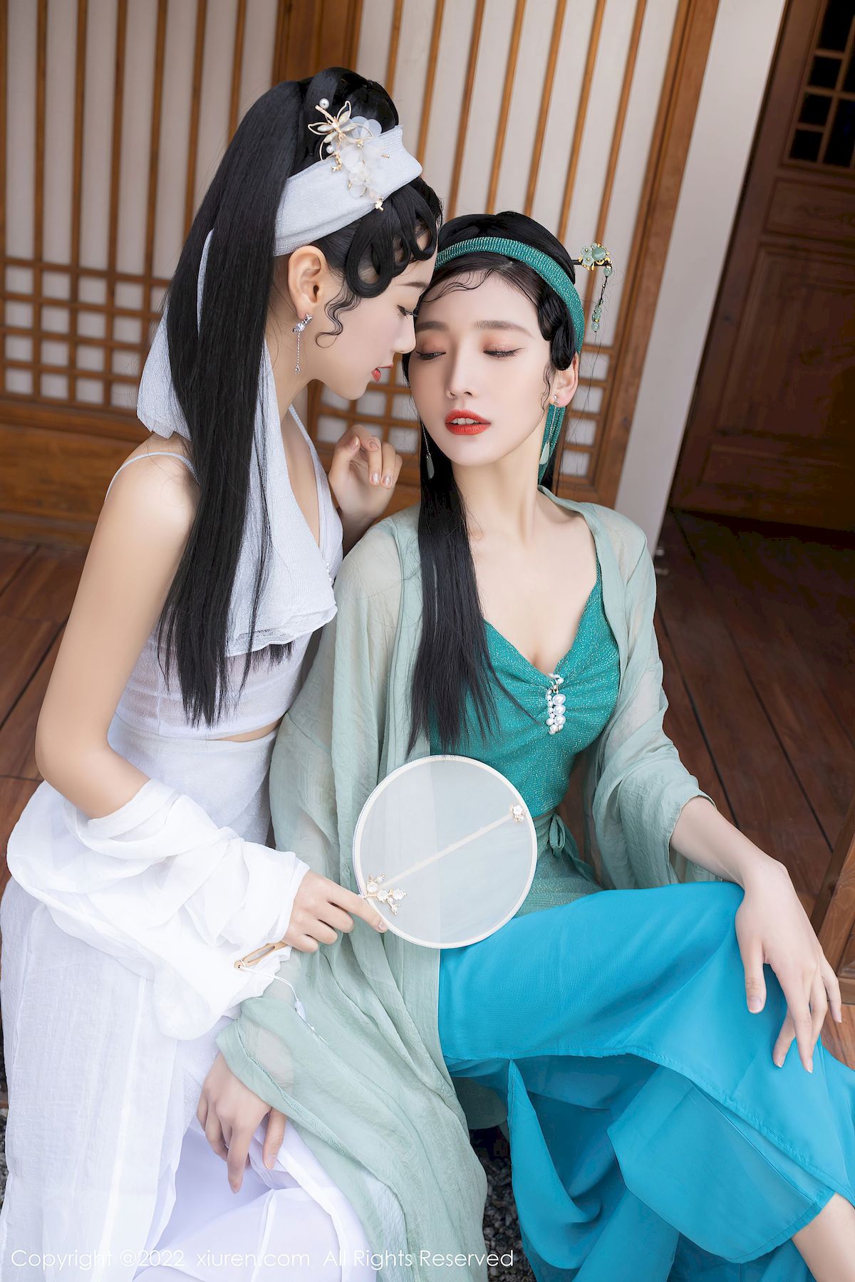 唐安琪&陆萱萱 - 古装服饰+姐妹花系列性感写真