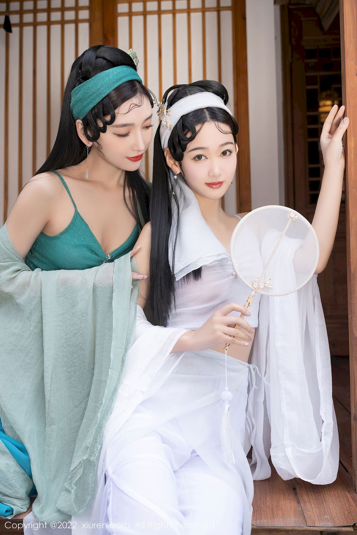唐安琪&陆萱萱 - 古装服饰+姐妹花系列性感写真