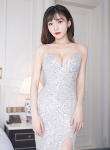 [秀人XiuRen] No.5003 模特陆萱萱 - 银灰色吊裙+原色丝袜珠三角旅拍