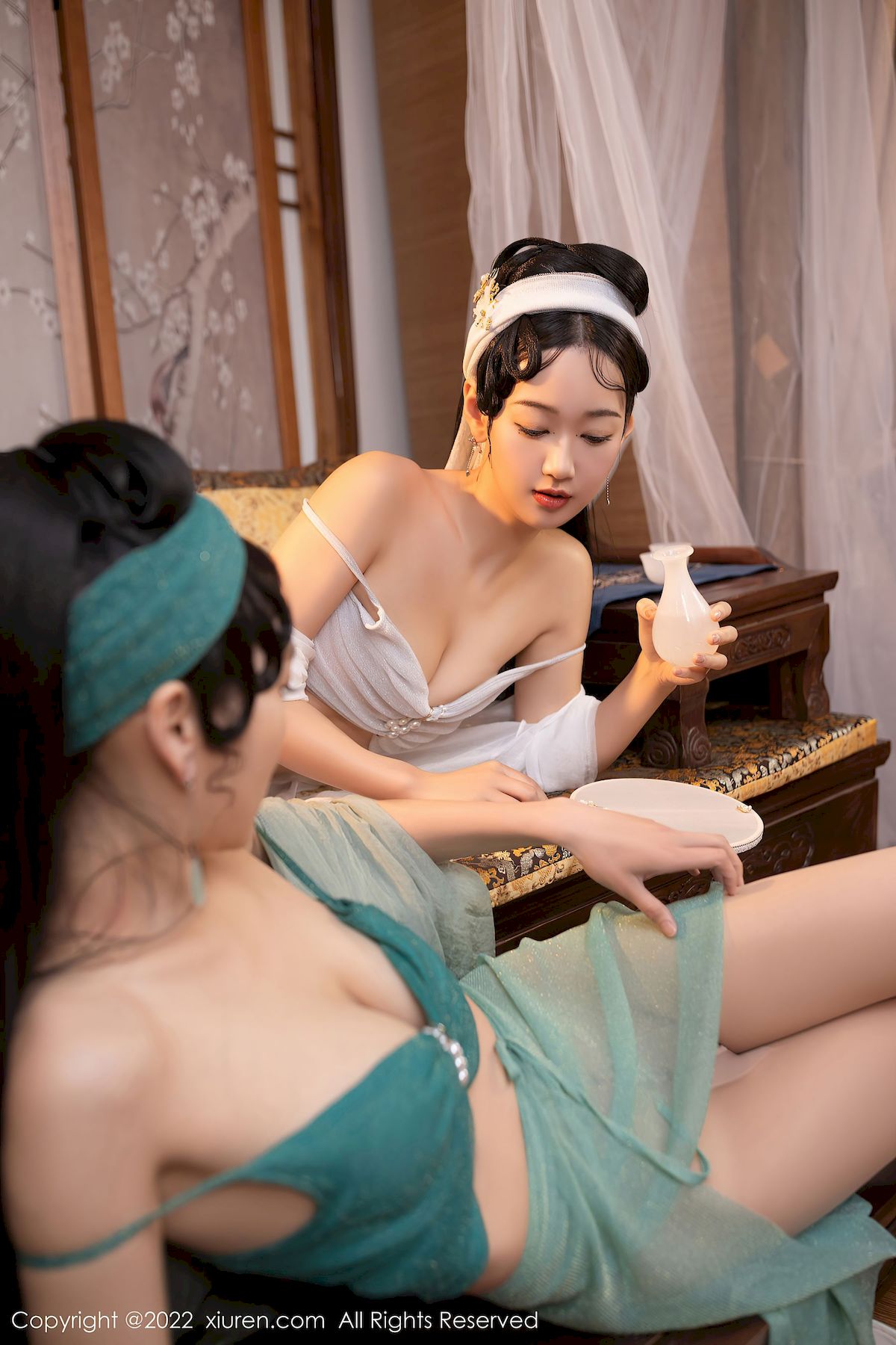 唐安琪&陆萱萱 - 古装服饰+姐妹花系列性感写真