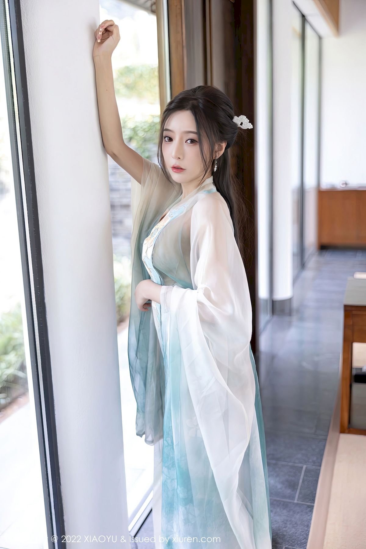 王馨瑶yanni - 古装服饰+原色丝袜杭州旅拍