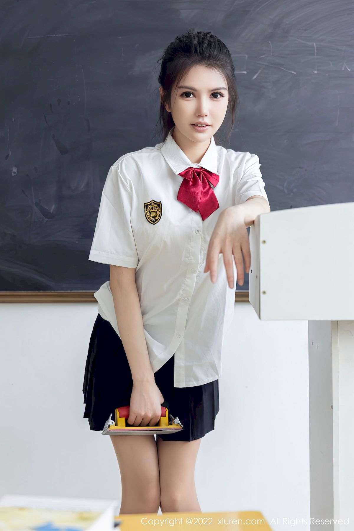 媛媛酱belle - JK制服+原色丝袜性感写真