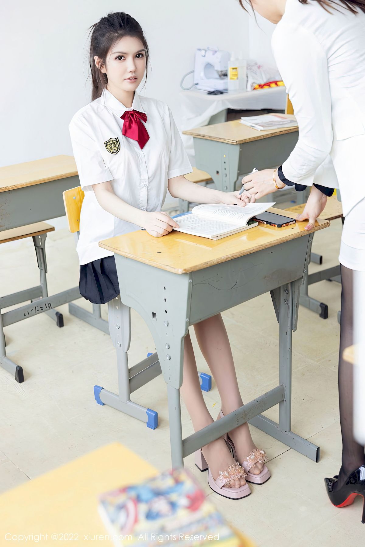 媛媛酱belle - JK制服+原色丝袜性感写真