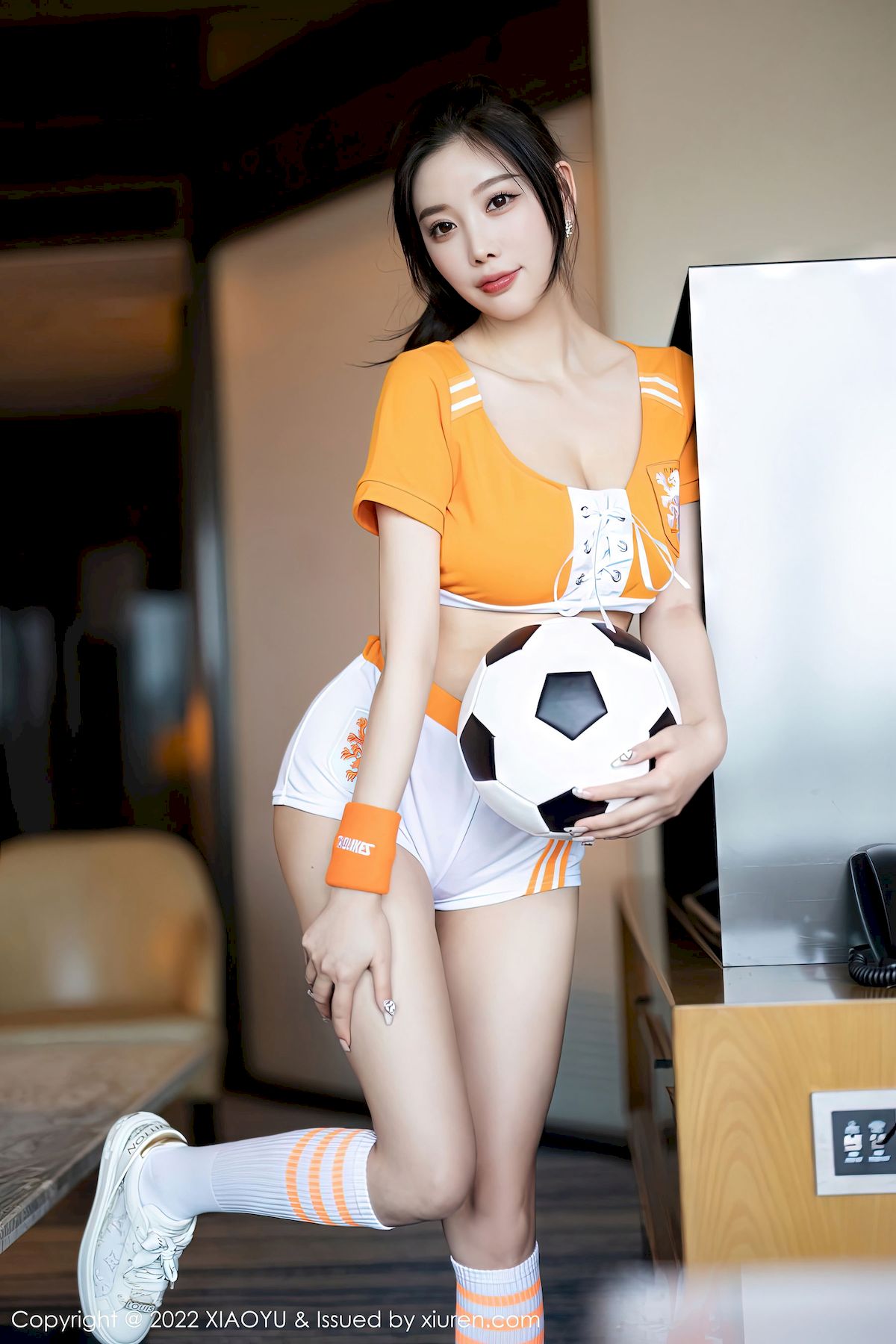 杨晨晨Yome - 橙色服饰+足球宝贝主题心愿旅拍