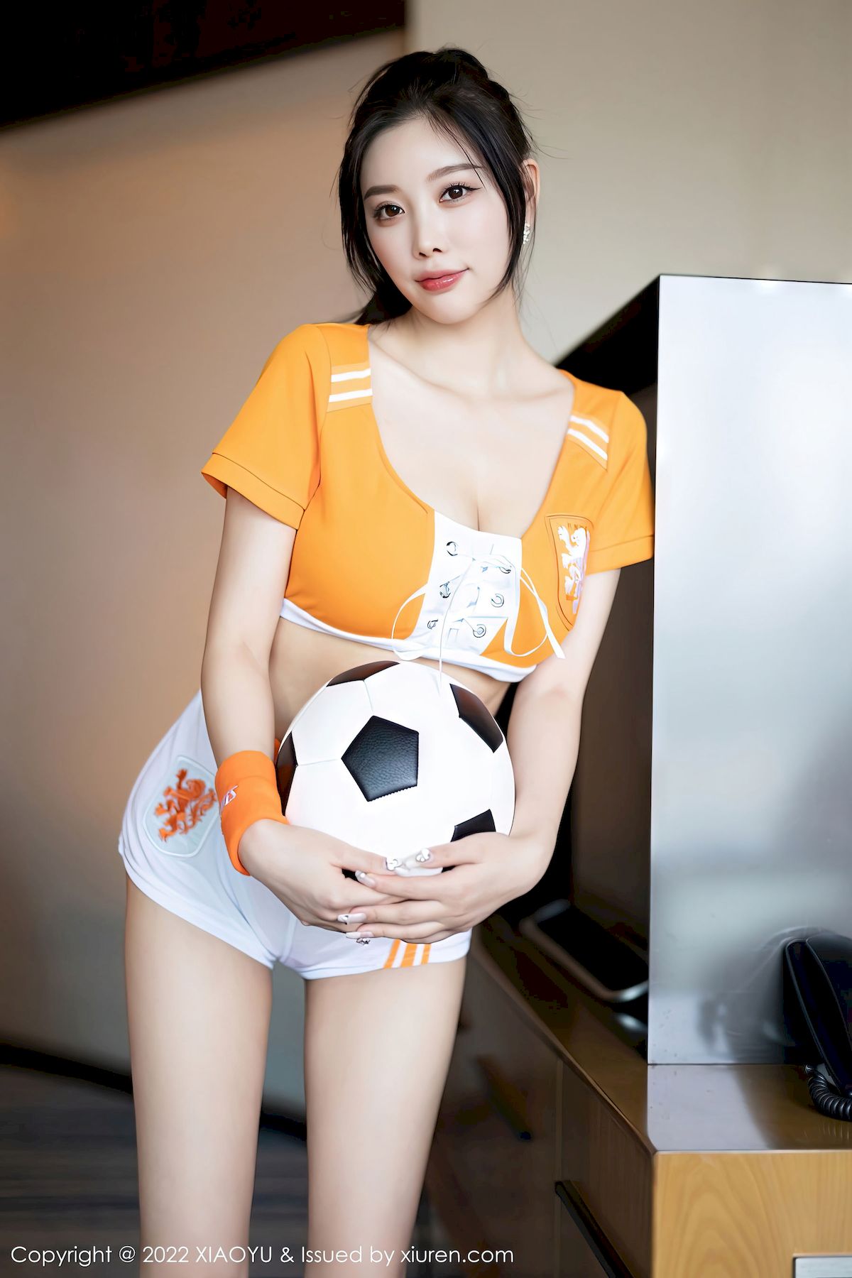 杨晨晨Yome - 橙色服饰+足球宝贝主题心愿旅拍