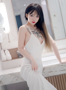 [秀人XiuRen] No.4611 模特奶瓶 - 白色轻透薄纱吊带长裙性感写真