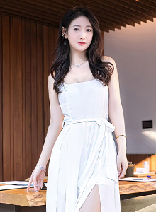 [秀人XiuRen] No.5783 模特唐安琪 - 白色连衣裙+修长美腿北京旅拍