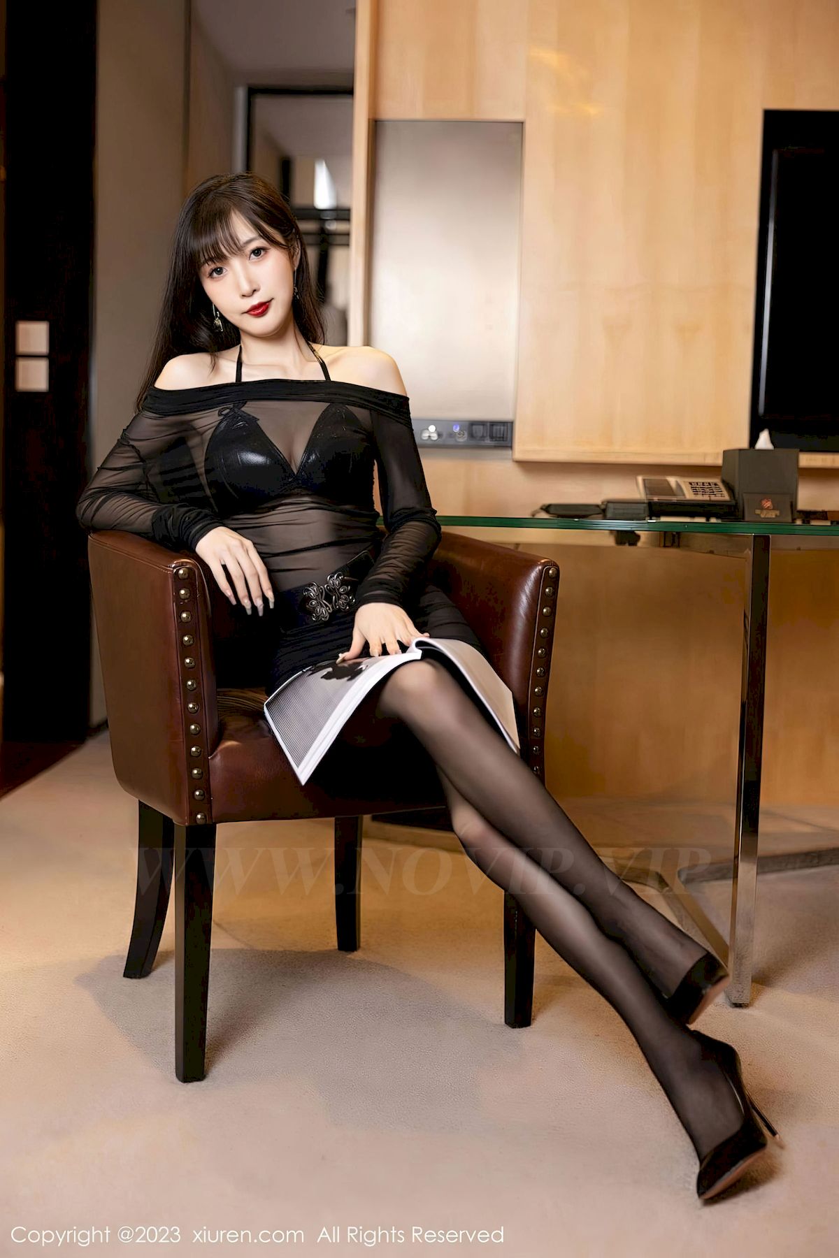 林星阑 - 连衣短裙+黑丝美腿性感写真