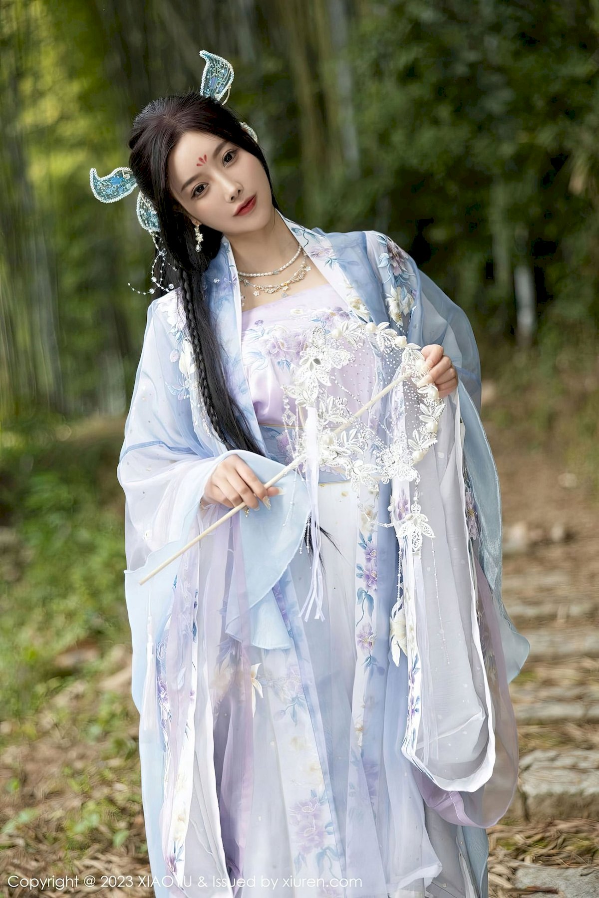 杨晨晨Yome - 古装服饰+白丝性感写真