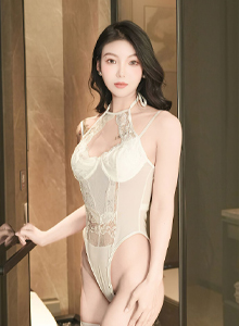 [FEILIN嗲囡囡] VOL.484 新人希恬儿 - 白色服饰+白色丝袜首套写真