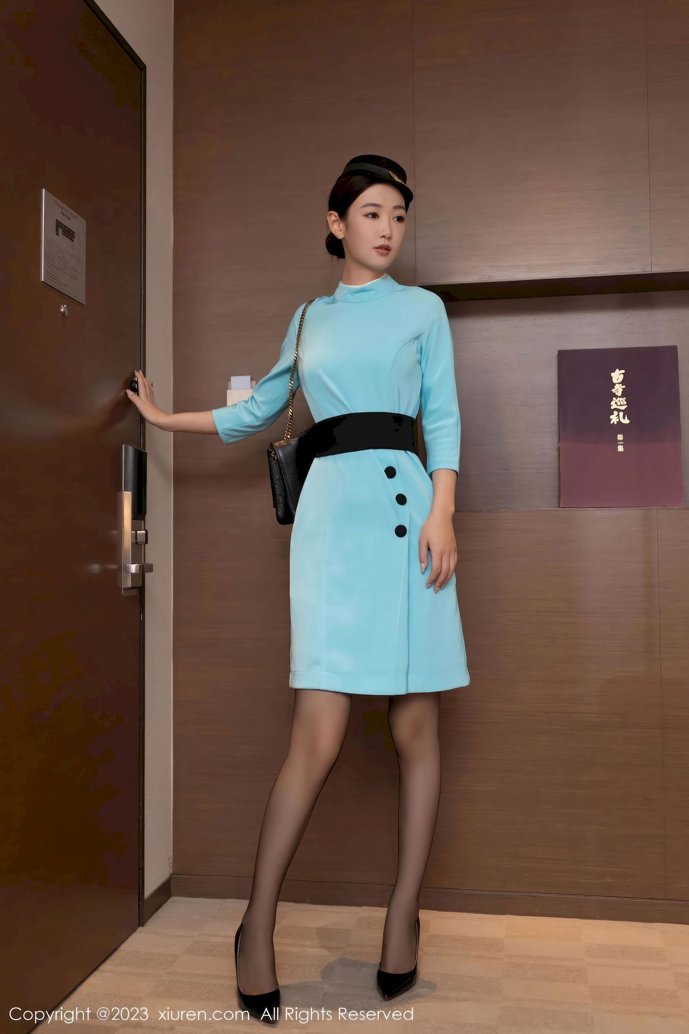 唐安琪 - 空姐制服+曼妙身材性感写真
